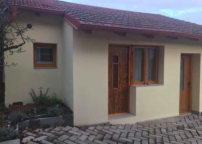 Male Utulne Studio S Koupelnou A Kuchynkou Svinarov photo
