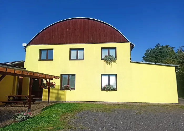 Pavilon V Raji Hotel Zdar  photo