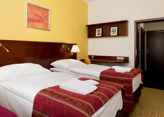 Hotel Zruc Zruc Nad Sazavou Nesmerice photo