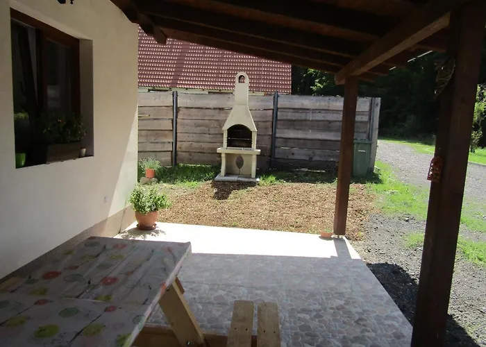 Rekreacni Dum V Brdech Pod Svatou Annou Villa Ohrazenice  photo